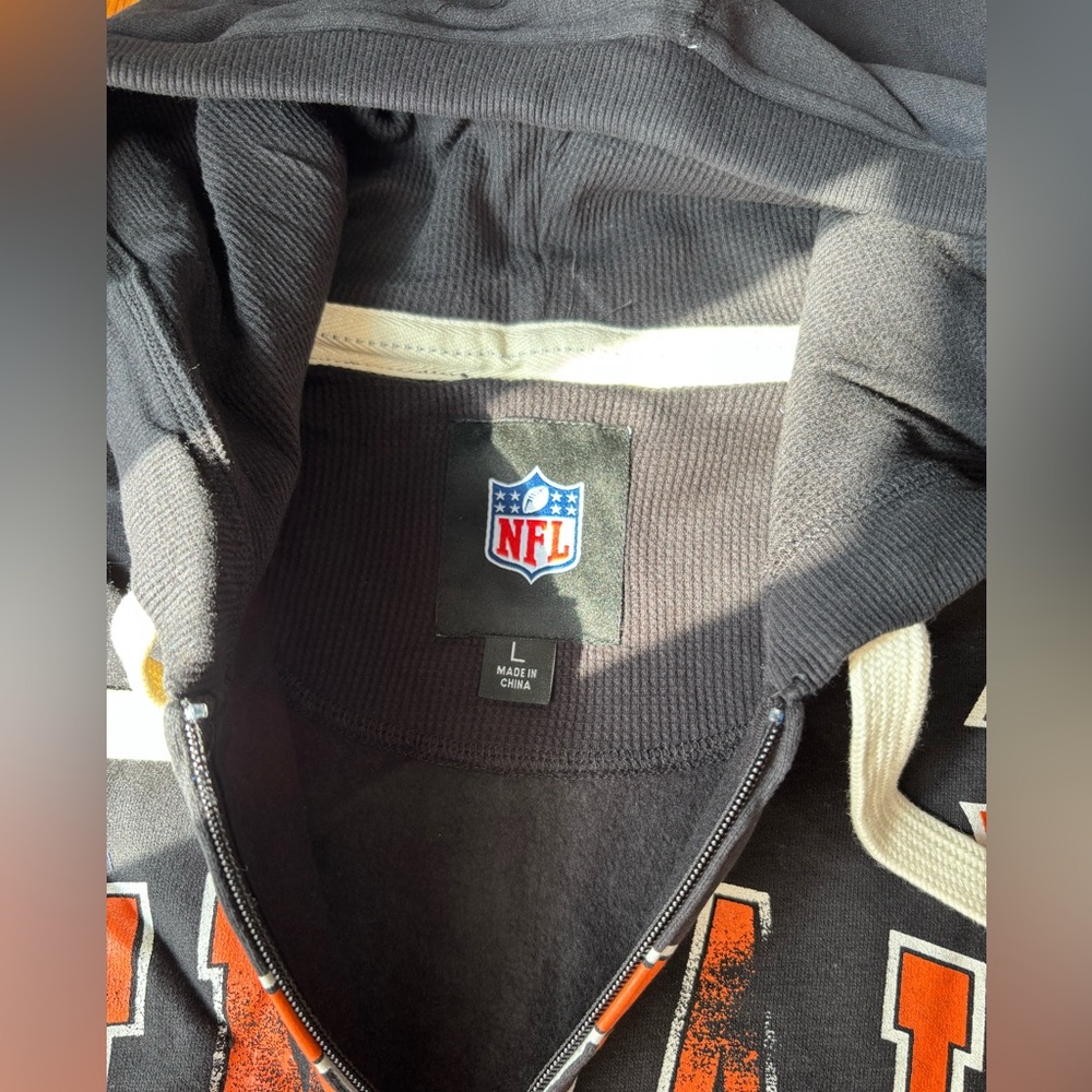 Men's NFL Cincinnati Bengals Football Zip Up Hoodie Size L NWT - Picture 6 of 6